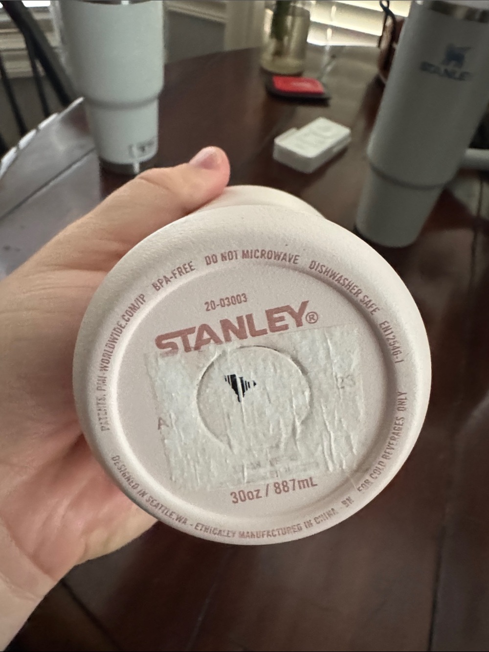 Stanley light pink Travel Tumbler with Carry Handle - Picture 3 of 4